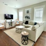 8FB83479-432A-4EF7-99C0-011FDCD36252_1_102_o